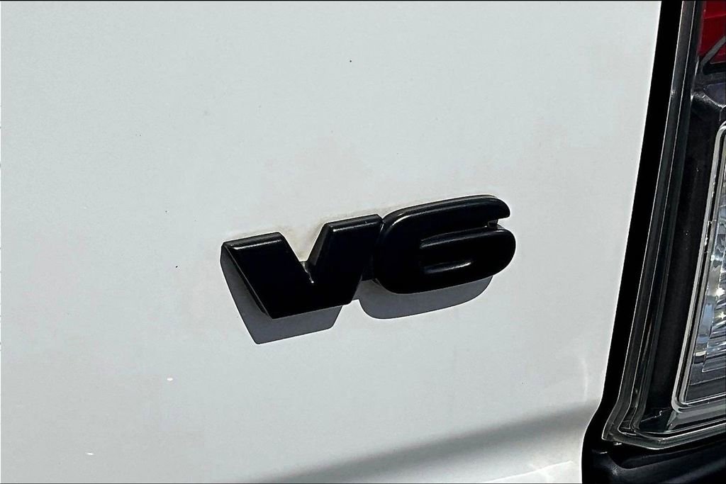 Used 2022 Toyota Tacoma TRD Off-Road w/ Technology Package image 26