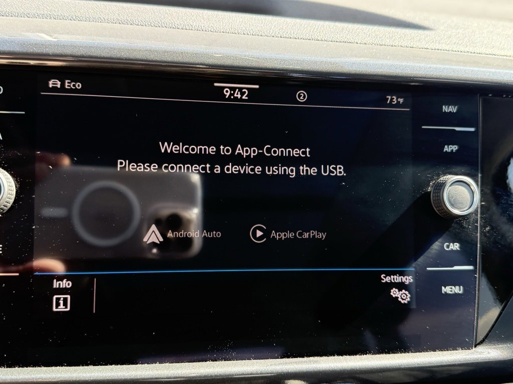 Certified 2024 Volkswagen Taos SEL image 12