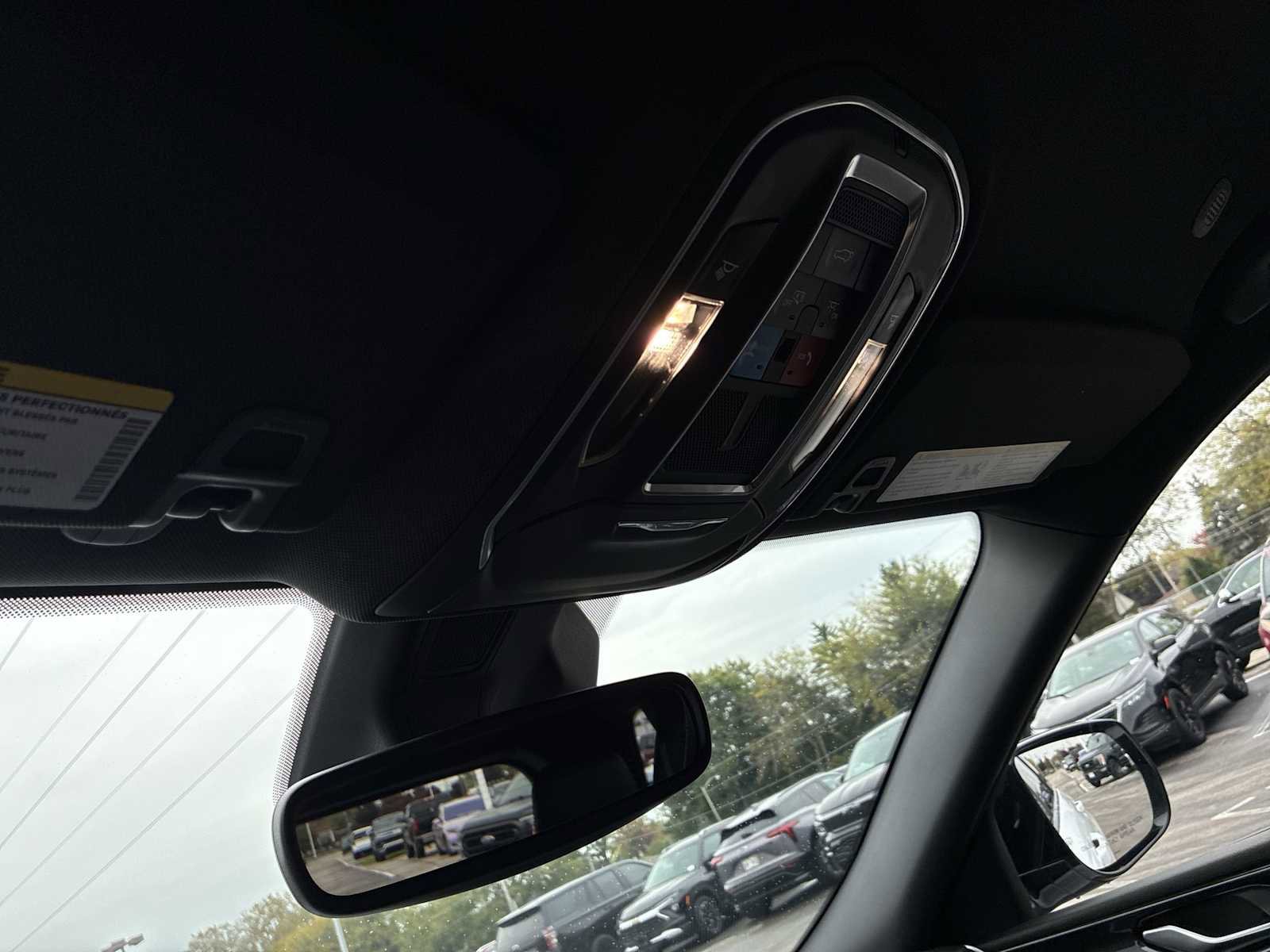 Used 2022 Jeep Grand Cherokee Altitude image 34