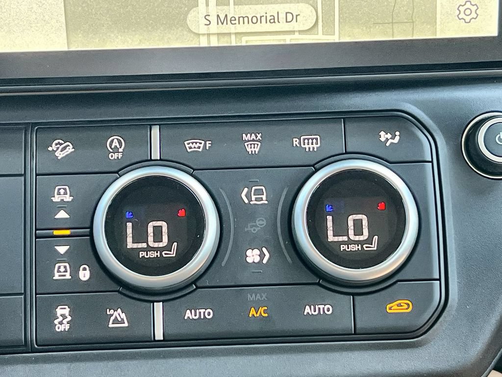 New 2026 Land Rover Defender 110 S AWD/4WD image 27