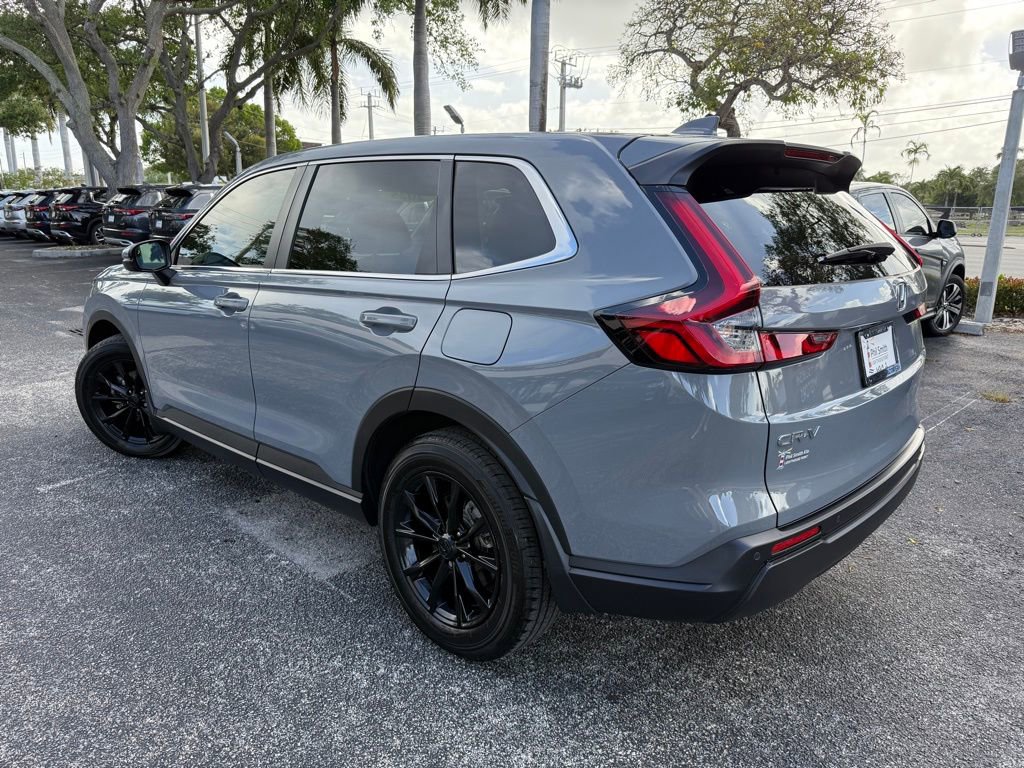 Used 2025 Honda CR-V EX-L image 4