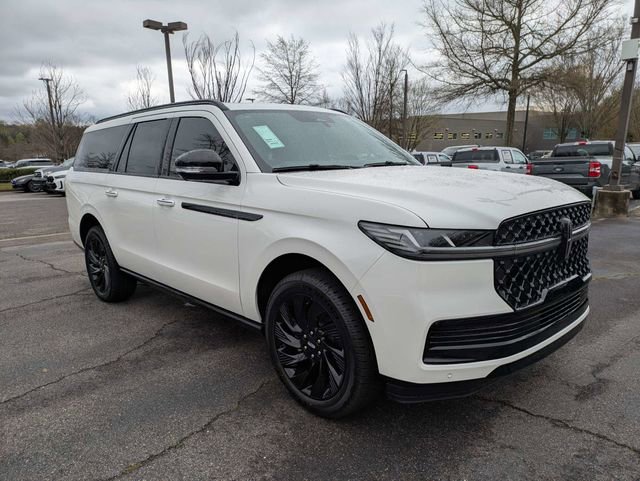 New 2026 Lincoln Navigator L Reserve w/ Jet Appearance Package video 2