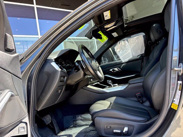 Used 2019 BMW 330i Sedan RWD image 9