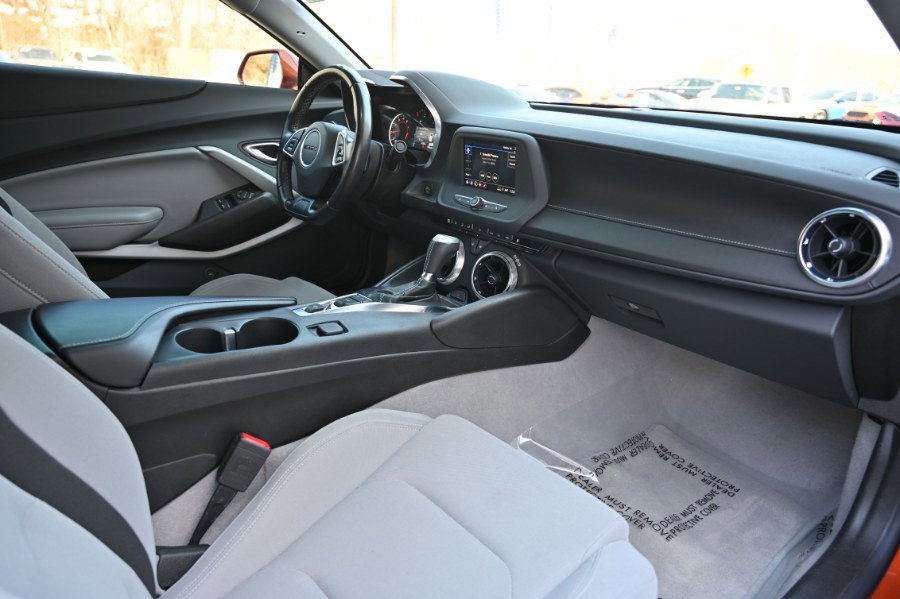 Used 2023 Chevrolet Camaro LT image 15