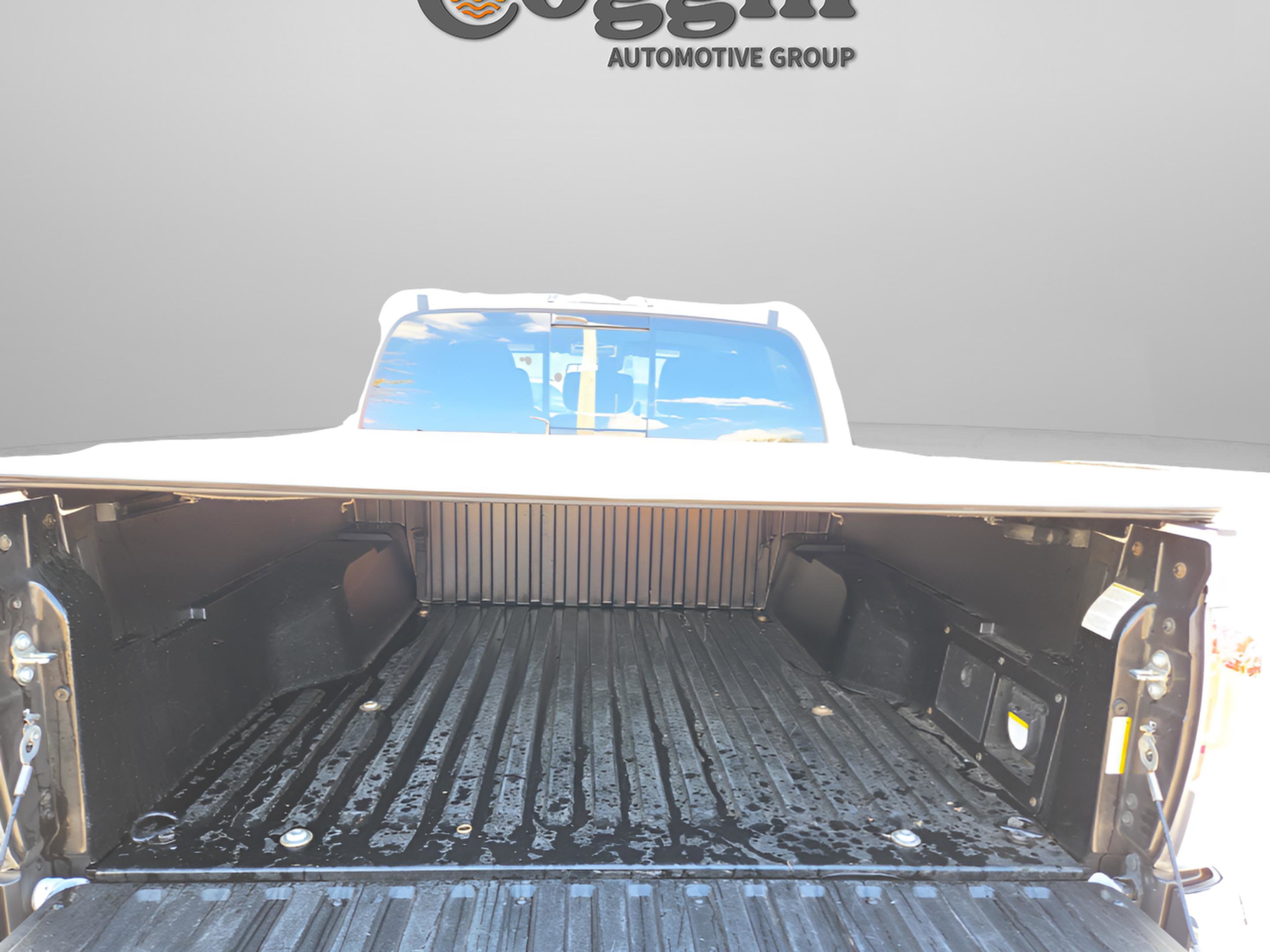 Used 2020 Toyota Tacoma TRD Off-Road image 14