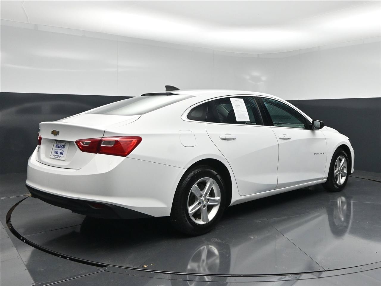 Used 2020 Chevrolet Malibu LS FWD image 6