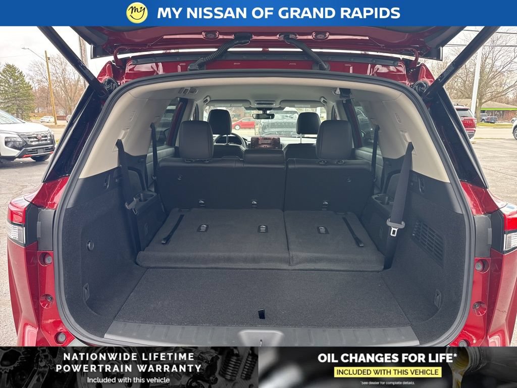 New 2026 Nissan Pathfinder SL AWD/4WD image 4