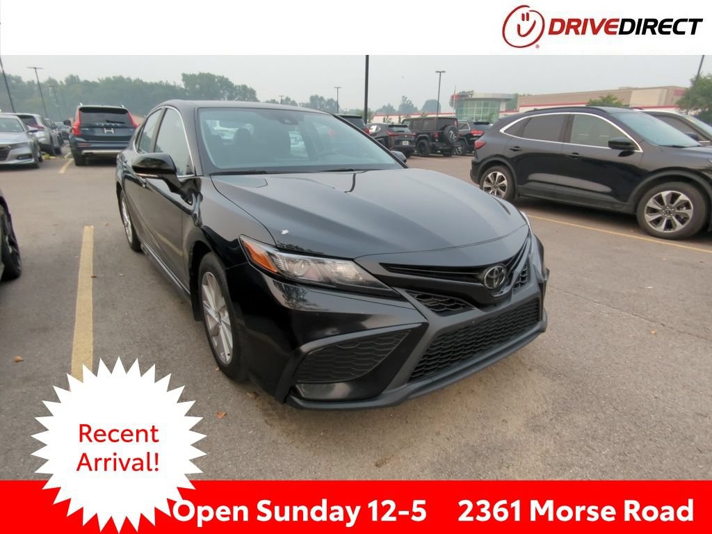 Used 2024 Toyota Camry SE