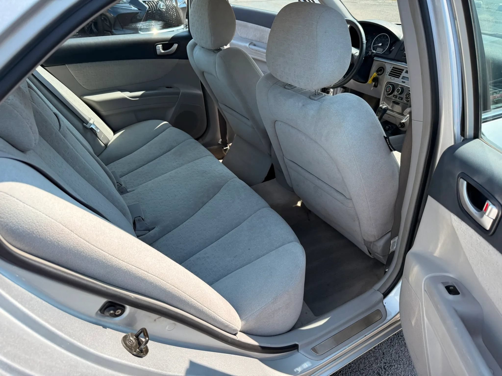 Used 2006 Hyundai Sonata GLS FWD image 9