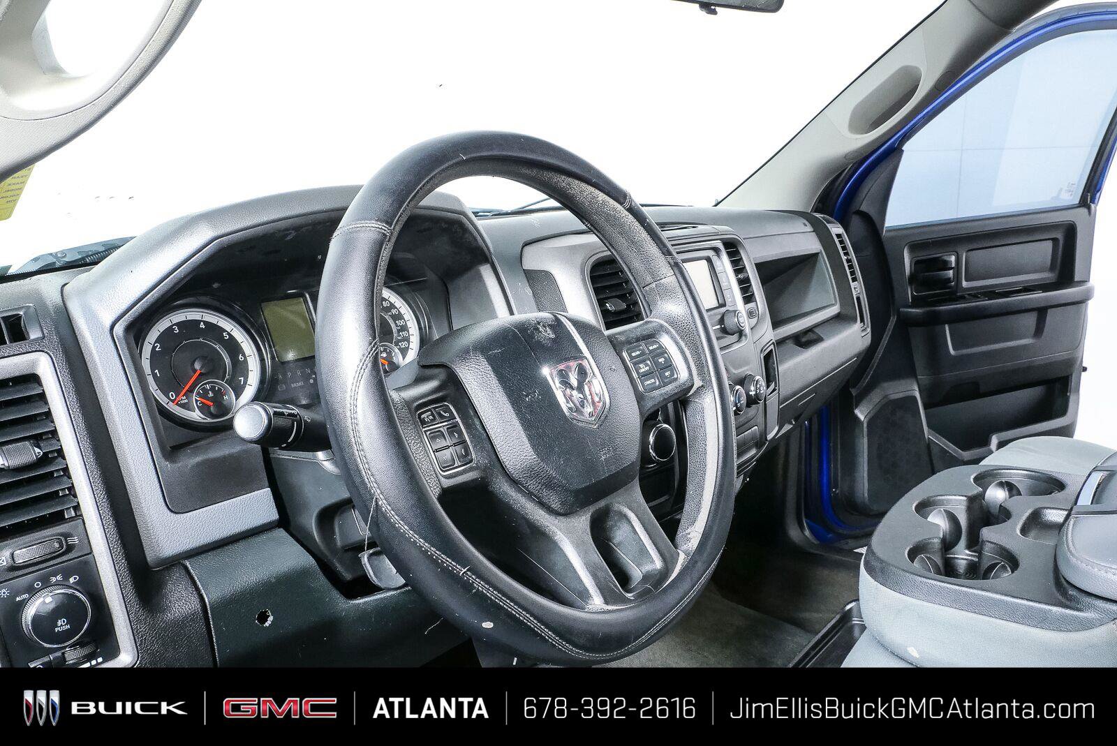 Used 2017 RAM 1500 Express w/ Express Value Package RWD image 5