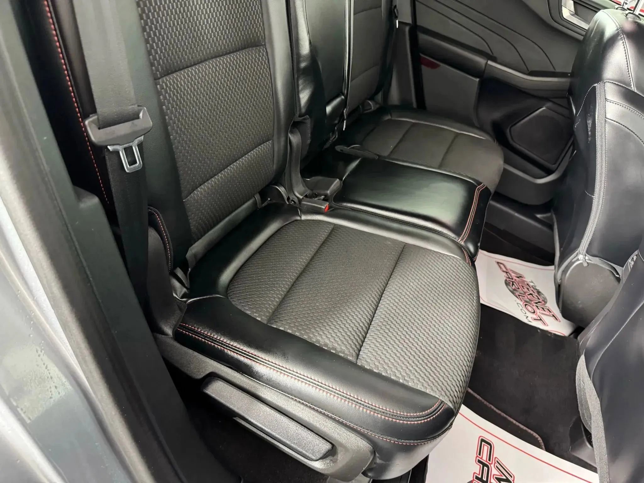 Used 2023 Ford Escape ST-Line image 37