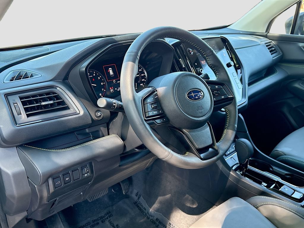 Used 2025 Subaru Ascent Onyx Edition AWD/4WD image 9