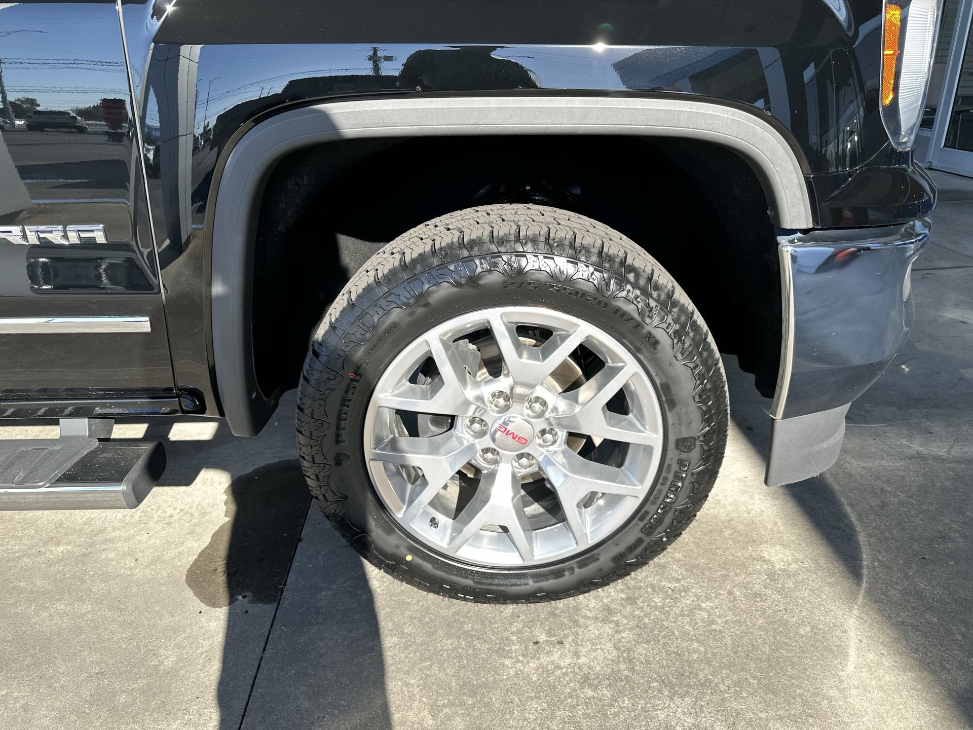 Certified 2018 GMC Sierra 1500 SLT AWD/4WD image 29