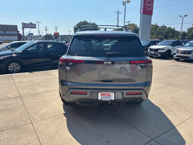 New 2026 Nissan Pathfinder SL w/ SL Premium Package FWD image 6