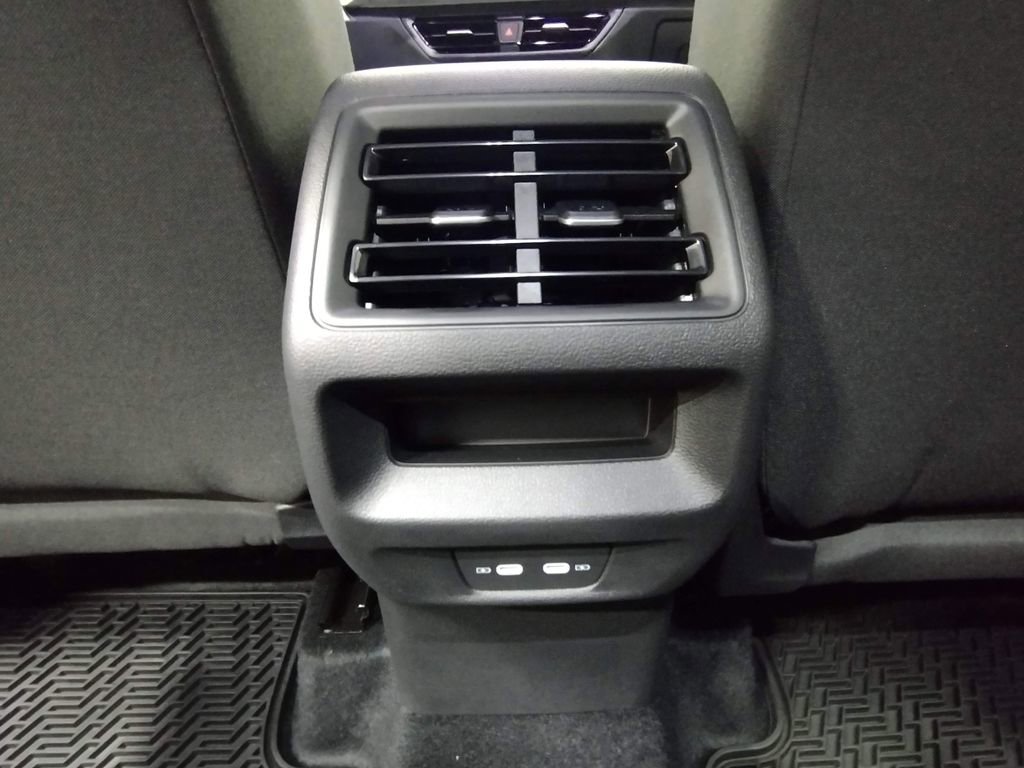 New 2025 Volkswagen Tiguan S image 33