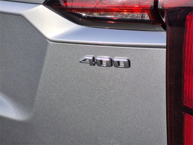 Used 2025 Cadillac XT6 Premium Luxury image 8