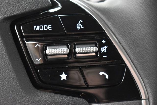 Used 2025 Kia Niro EX FWD image 26
