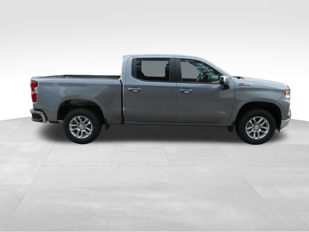 New 2026 Chevrolet Silverado 1500 LT w/ Z71 Off-Road Package AWD/4WD image 7