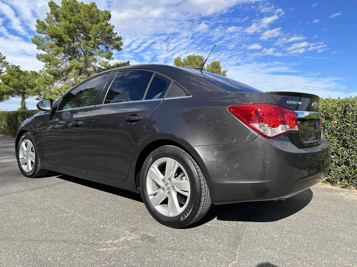 Used 2014 Chevrolet Cruze Diesel FWD image 3
