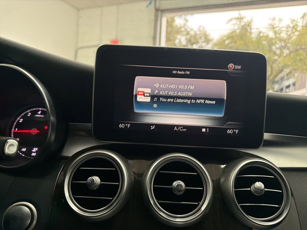 Used 2015 Mercedes-Benz C 300 Sedan image 34