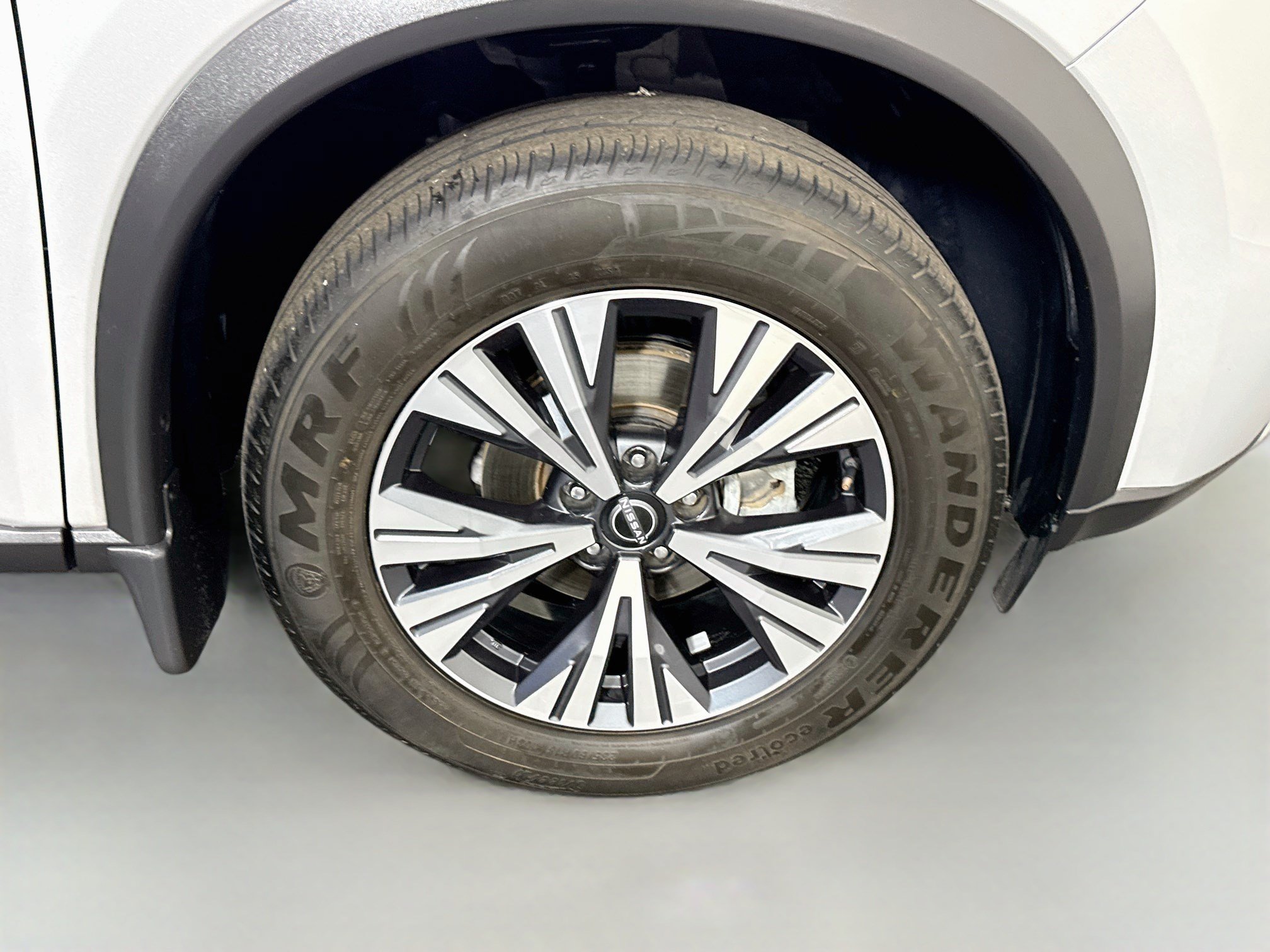Used 2022 Nissan Rogue SV FWD image 32