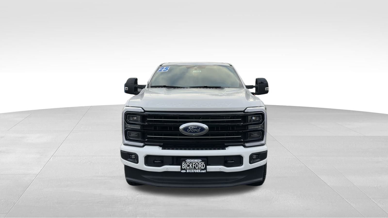 Used 2025 Ford F350 Platinum w/ FX4 Off-Road Package AWD/4WD image 2