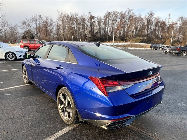 Used 2023 Hyundai Elantra Limited image 37