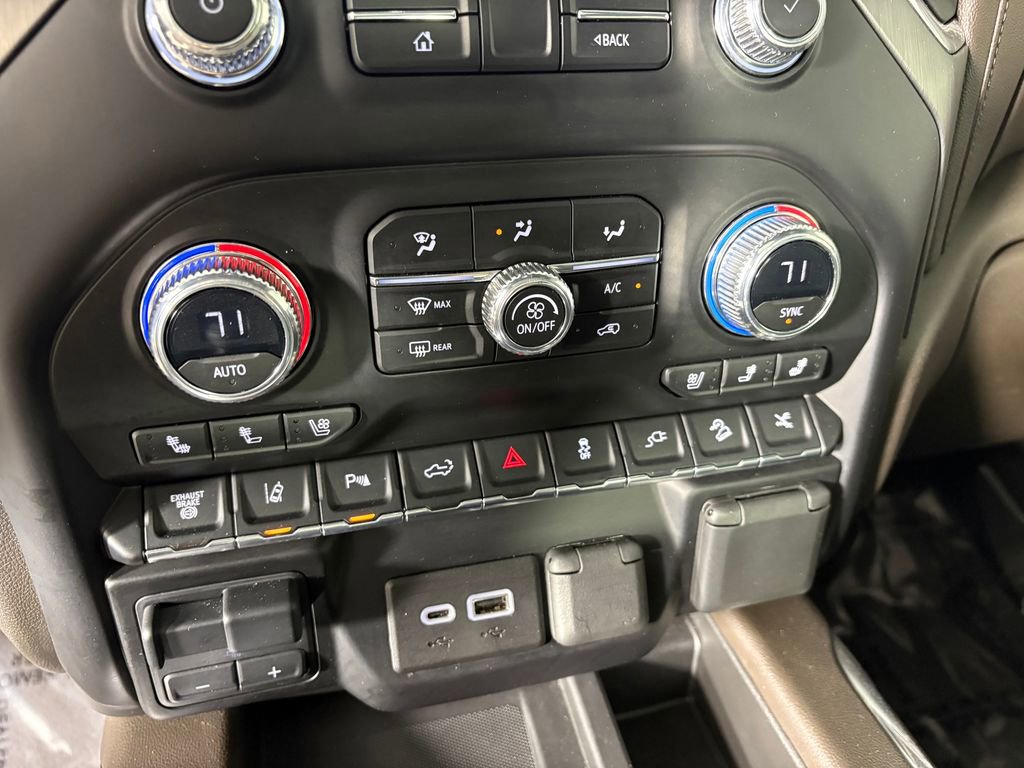 Used 2023 GMC Sierra 2500 Denali w/ Denali Ultimate Package image 20