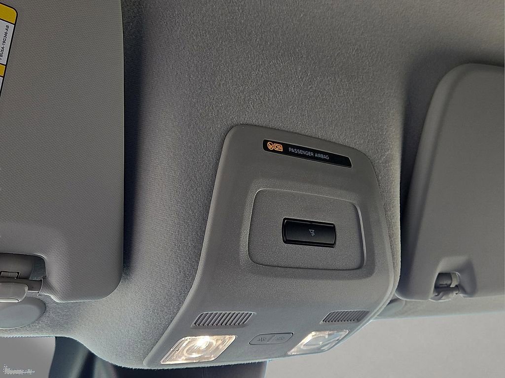 New 2026 Ford Transit 250 148 Medium Roof w/ Load Area Protection Package image 17