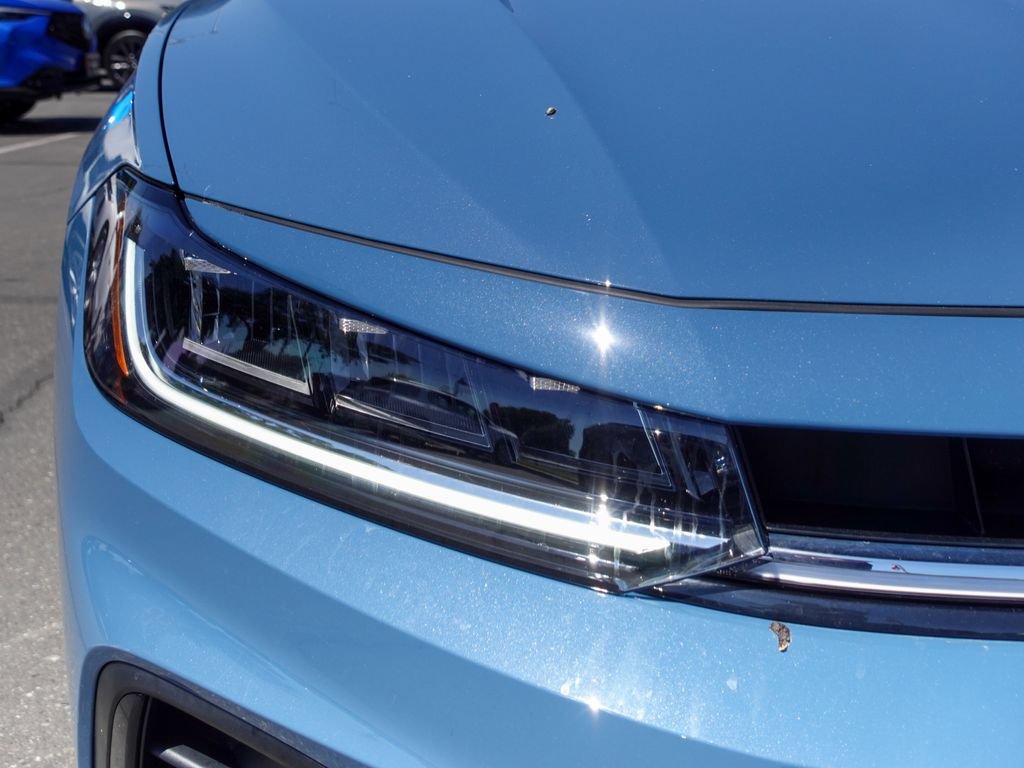 Certified 2025 Volkswagen Jetta Sport FWD image 4