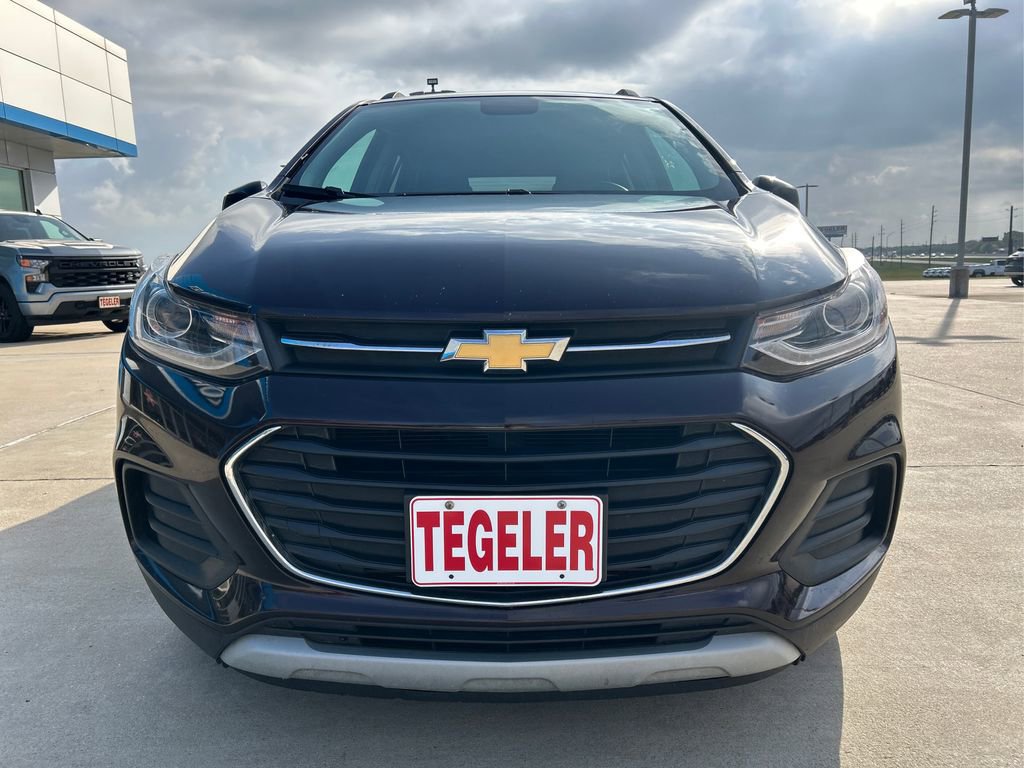Used 2020 Chevrolet Trax LT w/ LT Convenience Package image 19