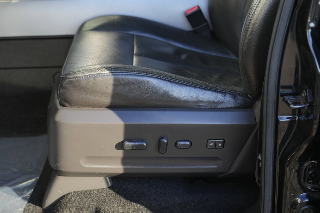 Used 2013 Ford Expedition EL Limited image 24