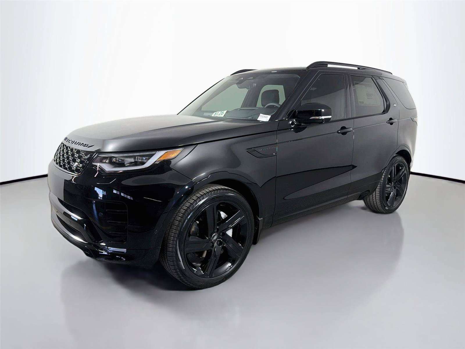 New 2026 Land Rover Discovery Dynamic SE