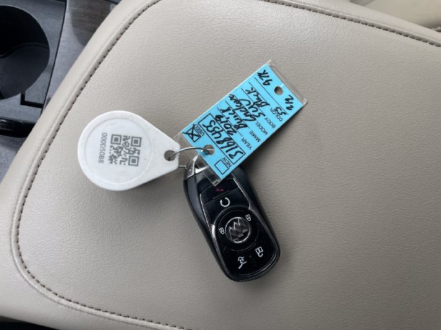 Used 2019 Buick Enclave Premium AWD/4WD image 18