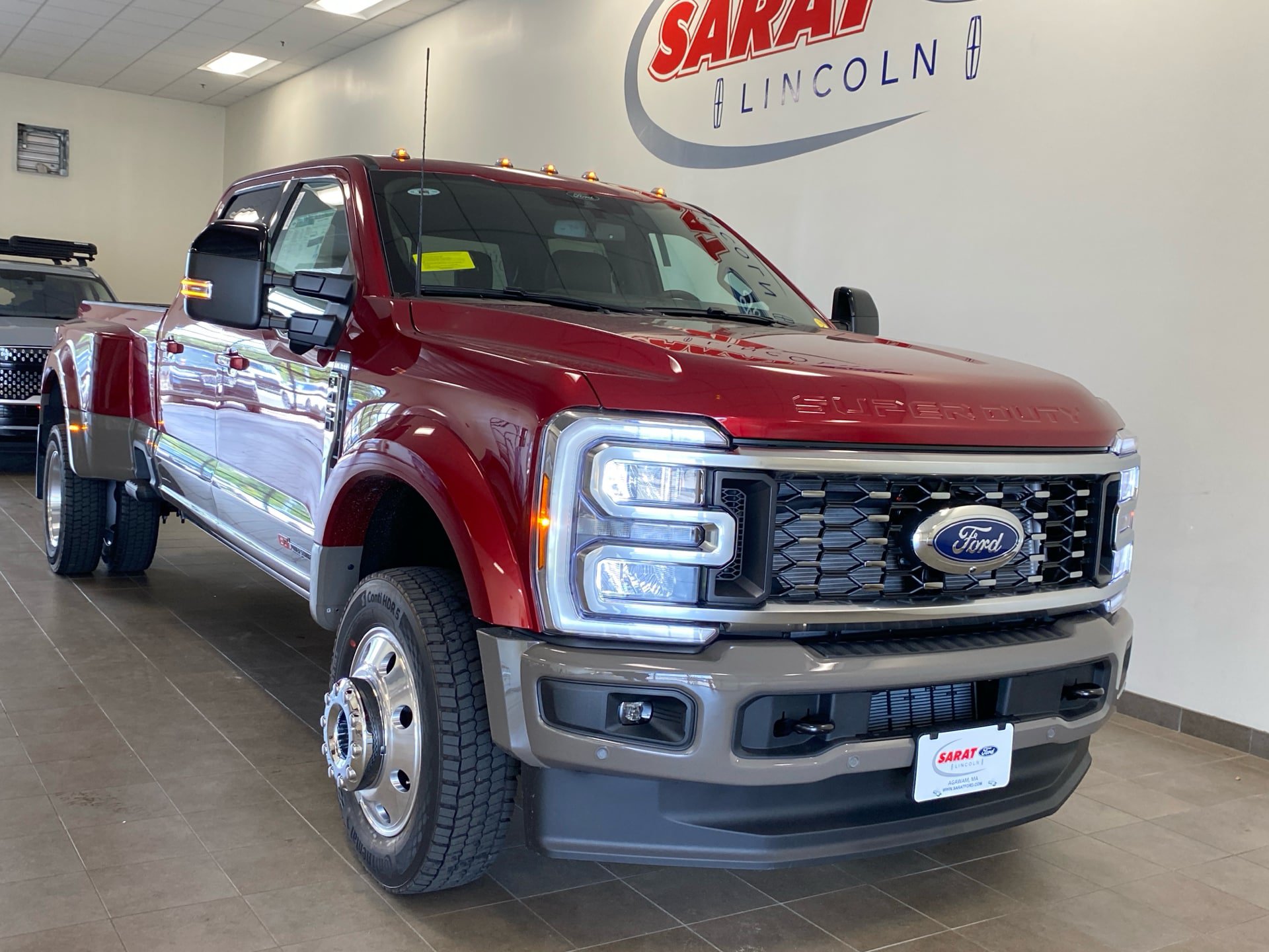 Used 2026 Ford F450 King Ranch w/ FX4 Off-Road Package AWD/4WD image 2