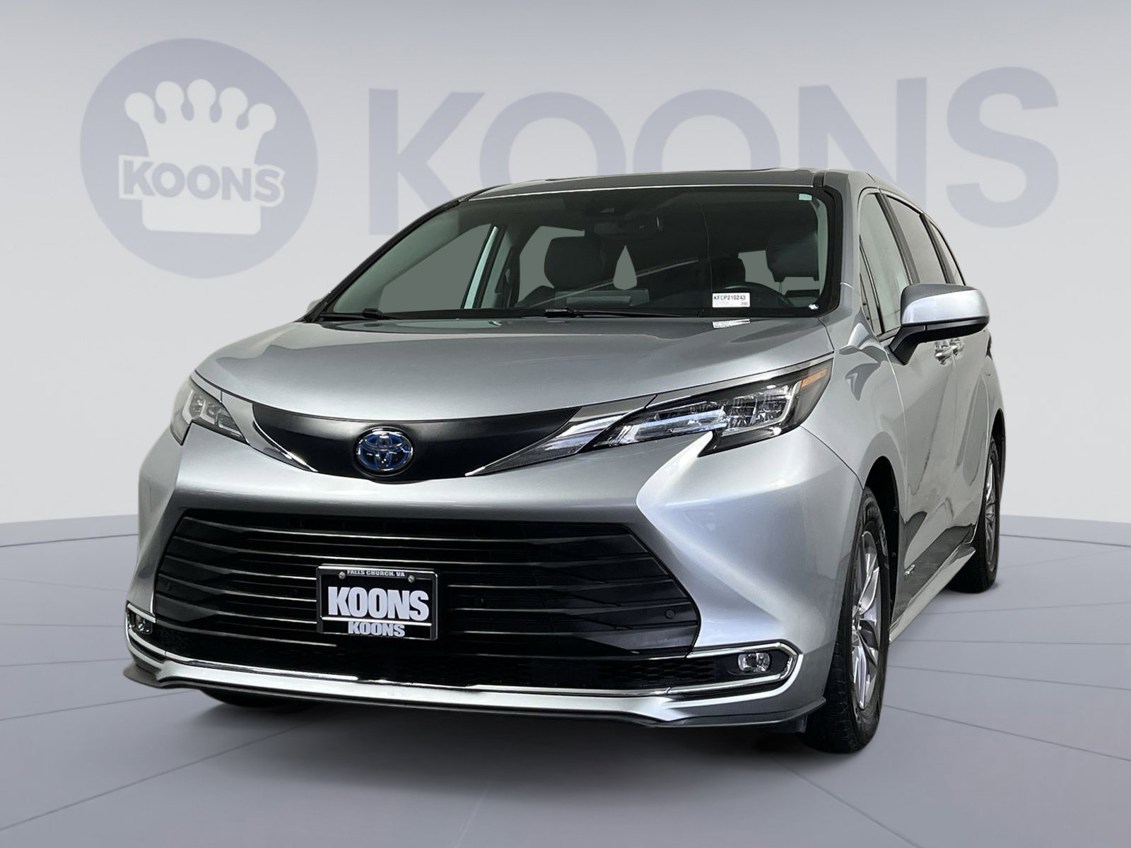 Used 2021 Toyota Sienna XLE