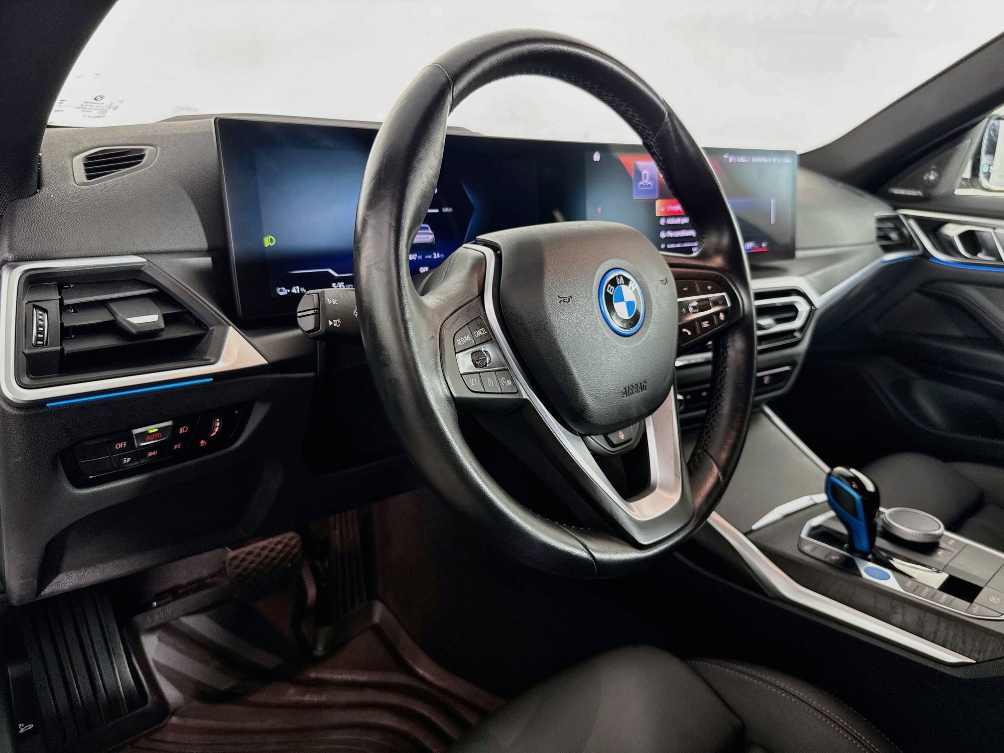 Used 2023 BMW i4 eDrive40 w/ Premium Package RWD image 21