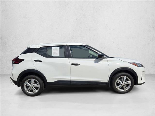 Used 2024 Nissan Kicks S video 4