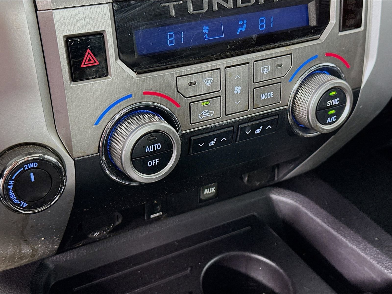 Used 2016 Toyota Tundra Limited w/ Limited Premium Package image 17