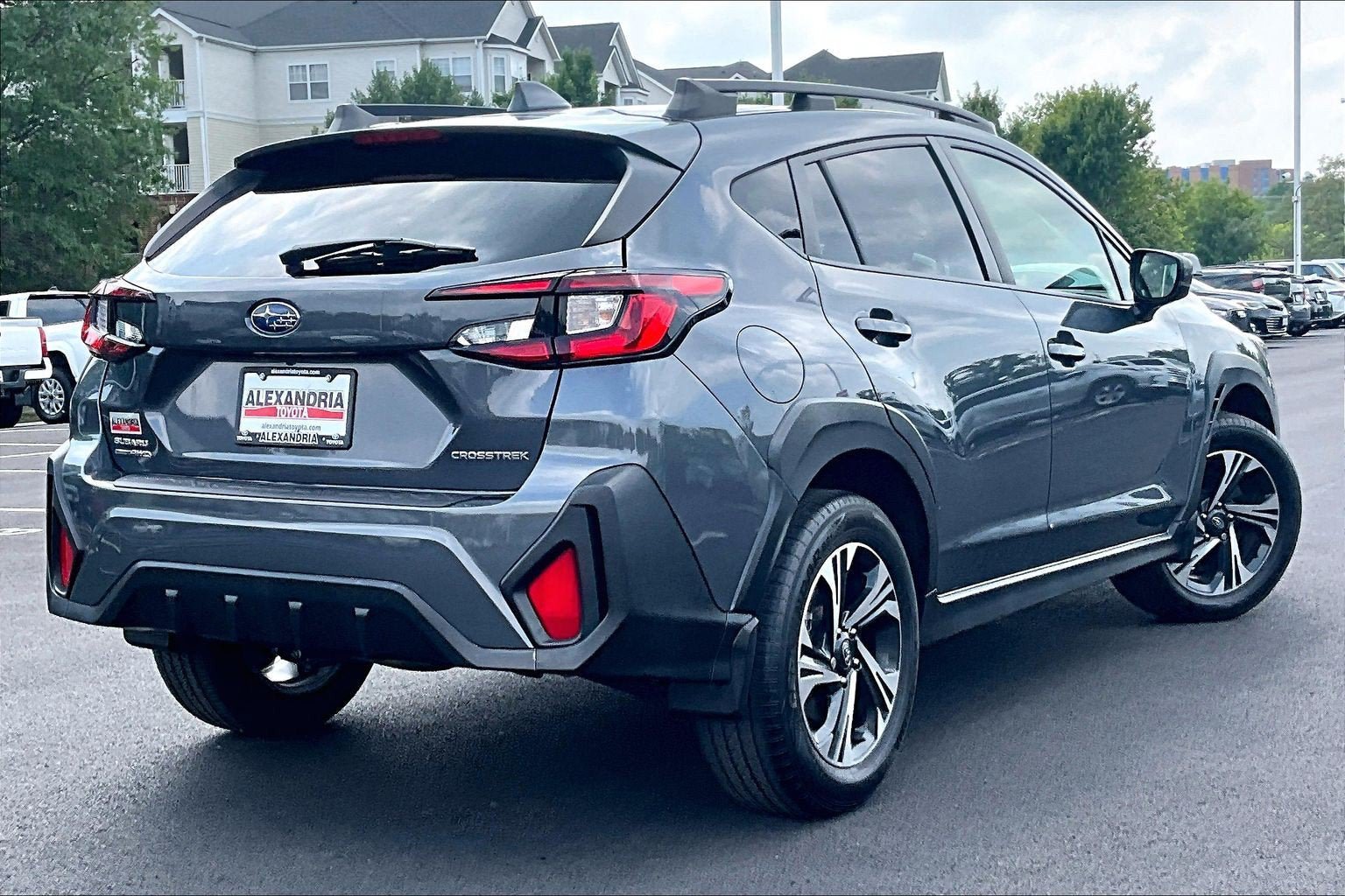 Used 2024 Subaru Crosstrek 2.0i Premium AWD/4WD image 11