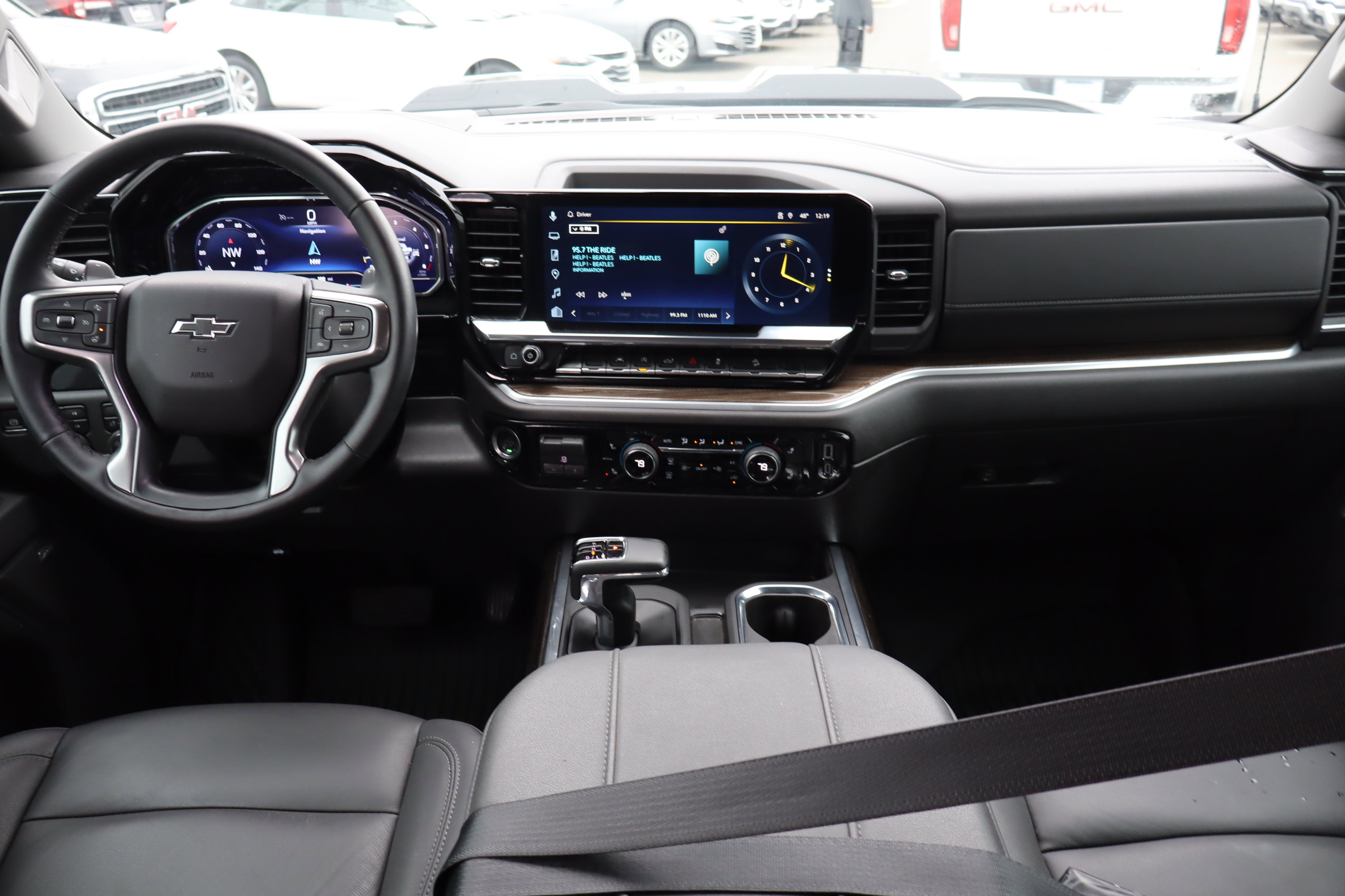 Certified 2025 Chevrolet Silverado 1500 LT Trail Boss w/ Convenience Package II image 17