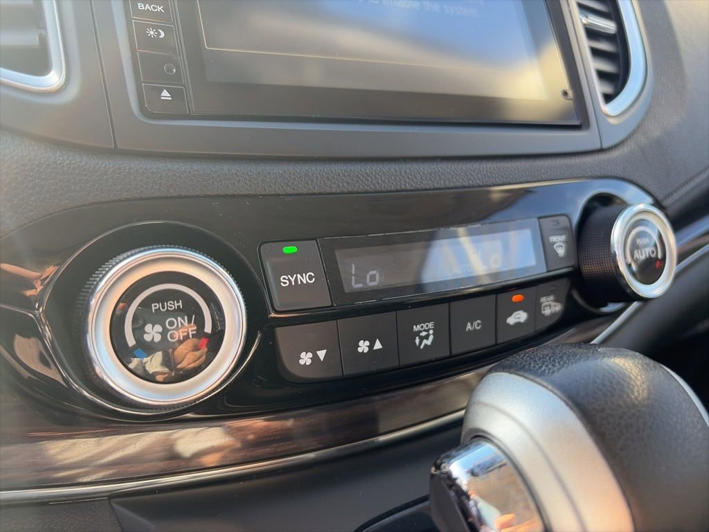 Used 2015 Honda CR-V Touring image 16