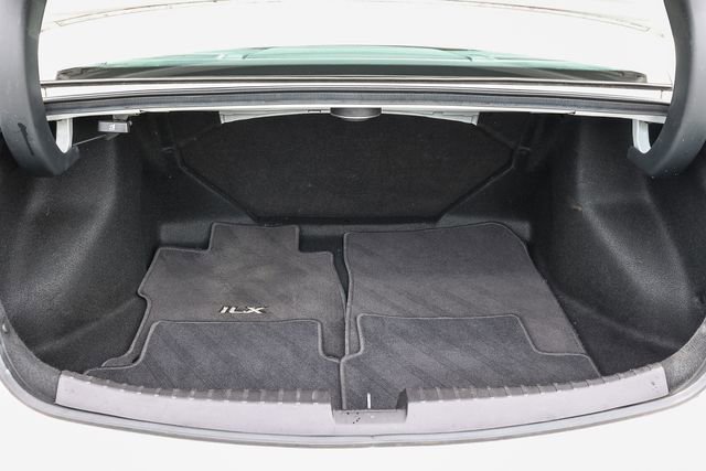 Used 2017 Acura ILX FWD image 13