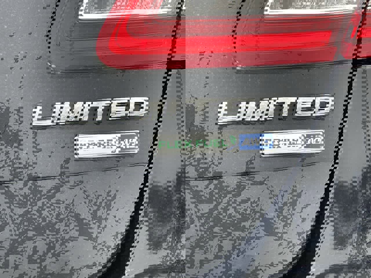 Used 2017 Ford Taurus Limited image 37