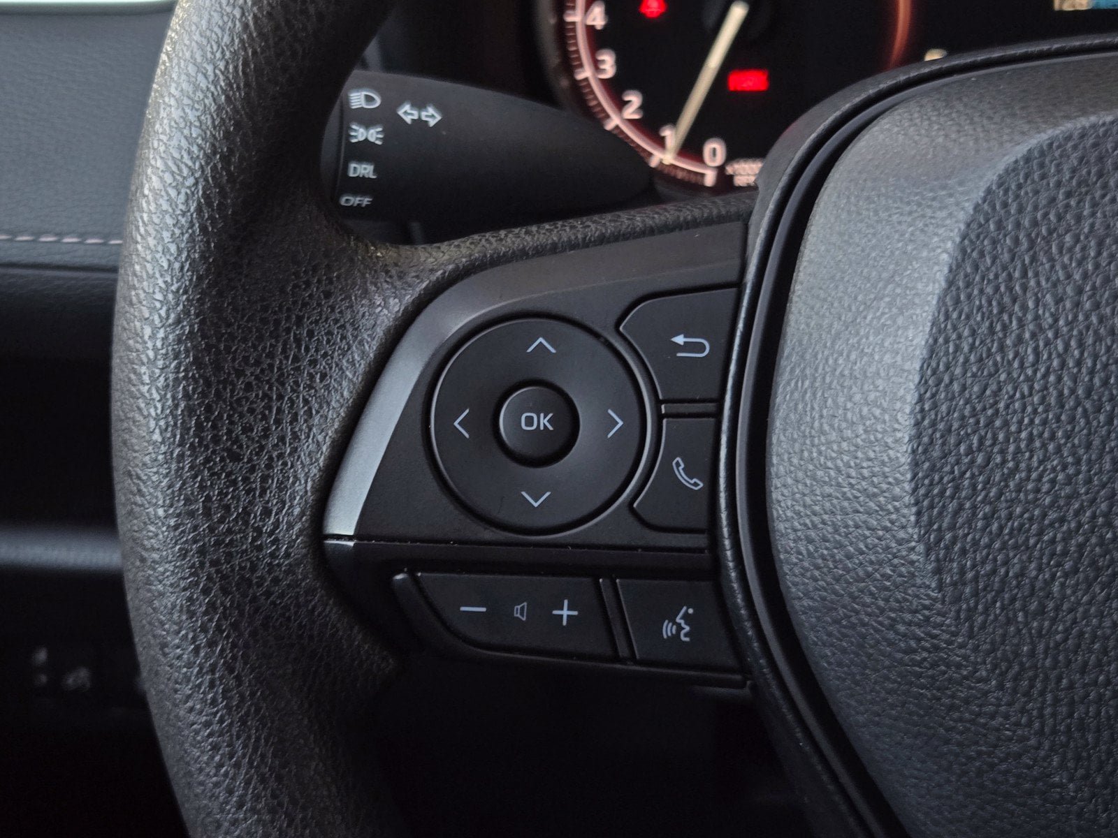 Certified 2025 Toyota RAV4 LE AWD/4WD image 20