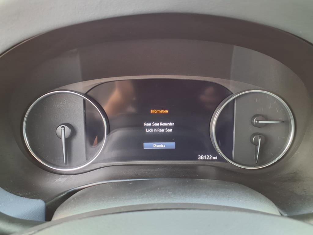 Used 2024 Buick Enclave Premium image 19