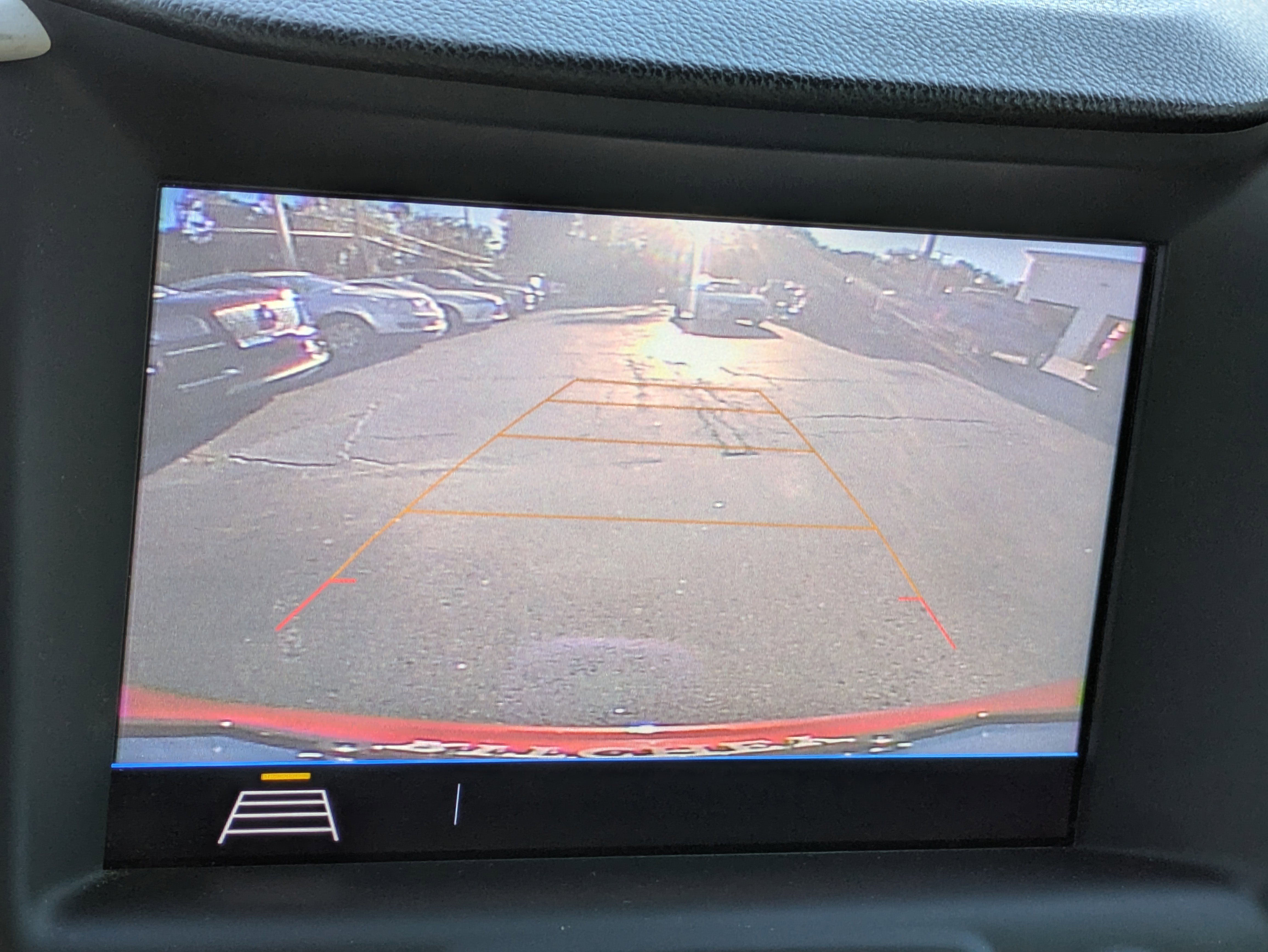 Certified 2018 GMC Terrain SLE w/ Driver Convenience Package image 29