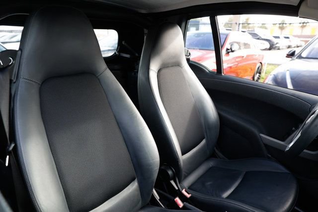 Used 2009 smart fortwo passion image 11