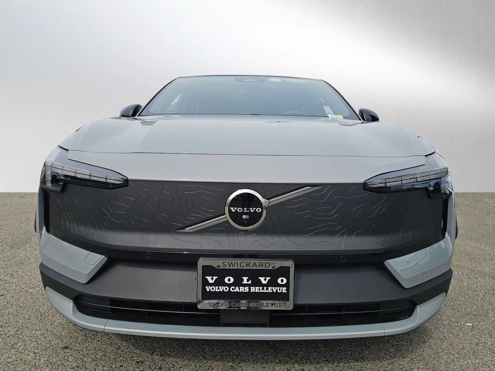 New 2026 Volvo EX30 Cross Country Ultra w/ Protection Package Premier AWD/4WD image 8