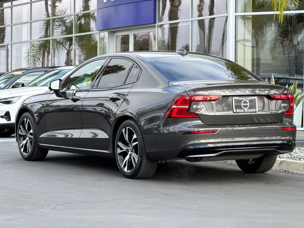 Certified 2024 Volvo S60 B5 Plus AWD/4WD image 3
